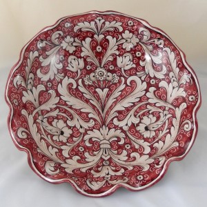 SCALOPPED CENTERPIECE “FONDO ROSSO” FROM CM. 27