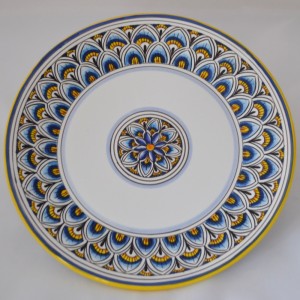 PIATTO DA TAVOLA PIANO &ldquo;PENNE DI PAVONE CELESTE&rdquo; DA CM 26